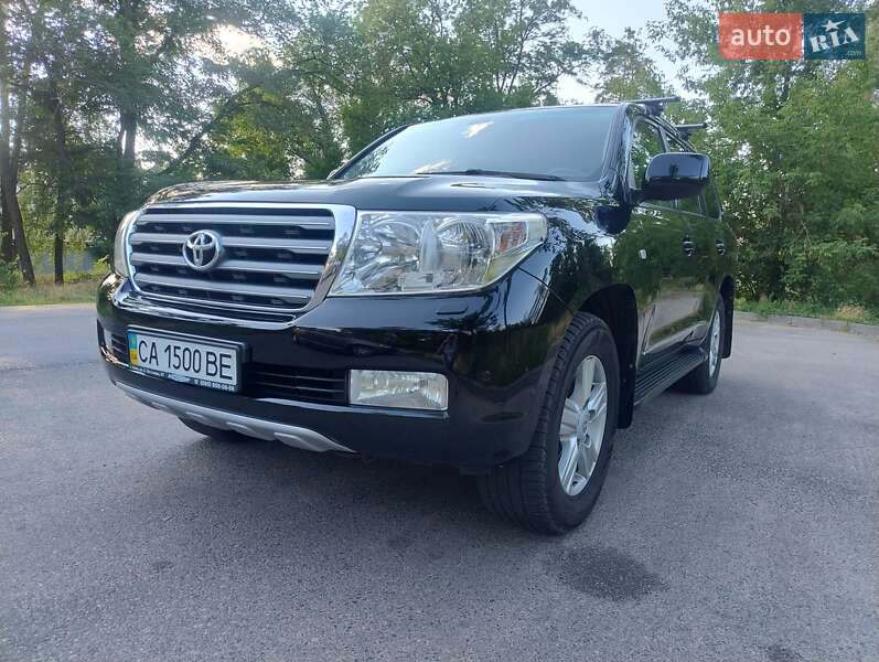 Внедорожник / Кроссовер Toyota Land Cruiser 2011 в Черкассах