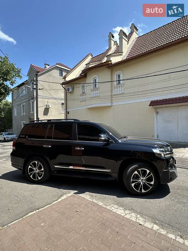 Внедорожник / Кроссовер Toyota Land Cruiser 2020 в Одессе фото 10 Внедорожник / Кроссовер Toyota Land Cruiser 2020 в Одессе