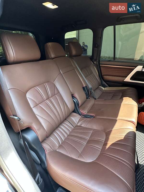 Внедорожник / Кроссовер Toyota Land Cruiser 2020 в Одессе фото 17 Внедорожник / Кроссовер Toyota Land Cruiser 2020 в Одессе