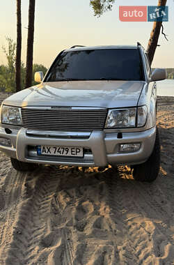 Внедорожник / Кроссовер Toyota Land Cruiser 2003 в Харькове