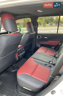 Внедорожник / Кроссовер Toyota Land Cruiser 2022 в 