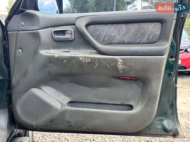 Внедорожник / Кроссовер Toyota Land Cruiser 1999 в Одессе фото 24 Внедорожник / Кроссовер Toyota Land Cruiser 1999 в Одессе