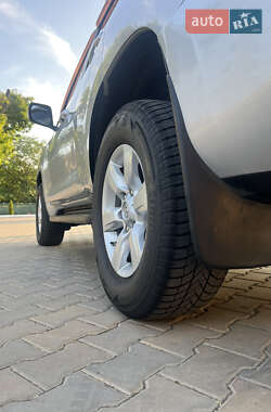 Внедорожник / Кроссовер Toyota Land Cruiser 2013 в 