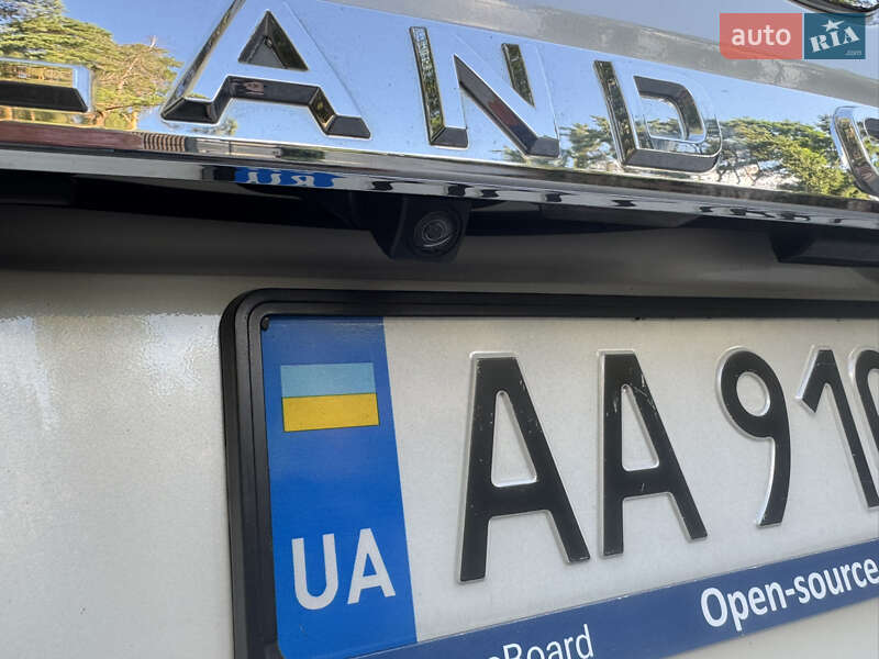 Внедорожник / Кроссовер Toyota Land Cruiser 2017 в Киеве фото 11 Внедорожник / Кроссовер Toyota Land Cruiser 2017 в Киеве