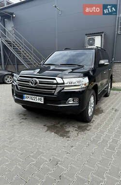 Внедорожник / Кроссовер Toyota Land Cruiser 2020 в Тернополе
