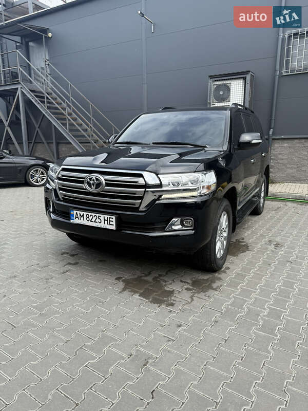 Позашляховик / Кросовер Toyota Land Cruiser 2020 в Тернополі