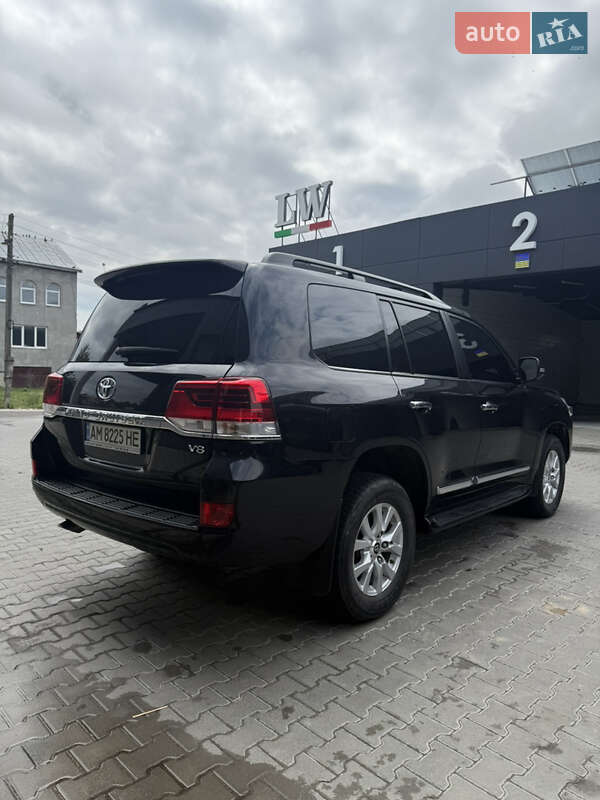 Позашляховик / Кросовер Toyota Land Cruiser 2020 в Тернополі