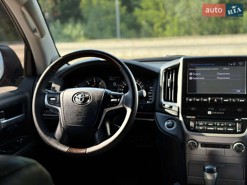 Внедорожник / Кроссовер Toyota Land Cruiser 2016 в Днепре