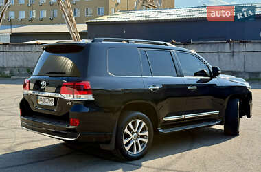Внедорожник / Кроссовер Toyota Land Cruiser 2020 в 