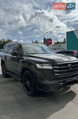 Внедорожник / Кроссовер Toyota Land Cruiser 2021 в Киеве