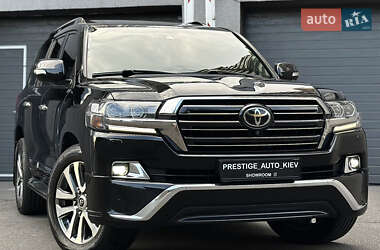 Внедорожник / Кроссовер Toyota Land Cruiser 2017 в Киеве