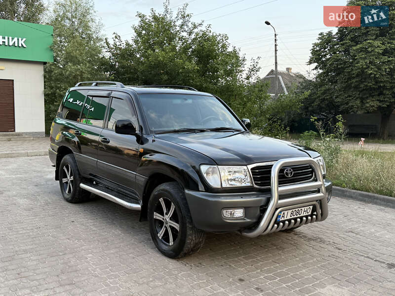 Позашляховик / Кросовер Toyota Land Cruiser 2001 в Броварах