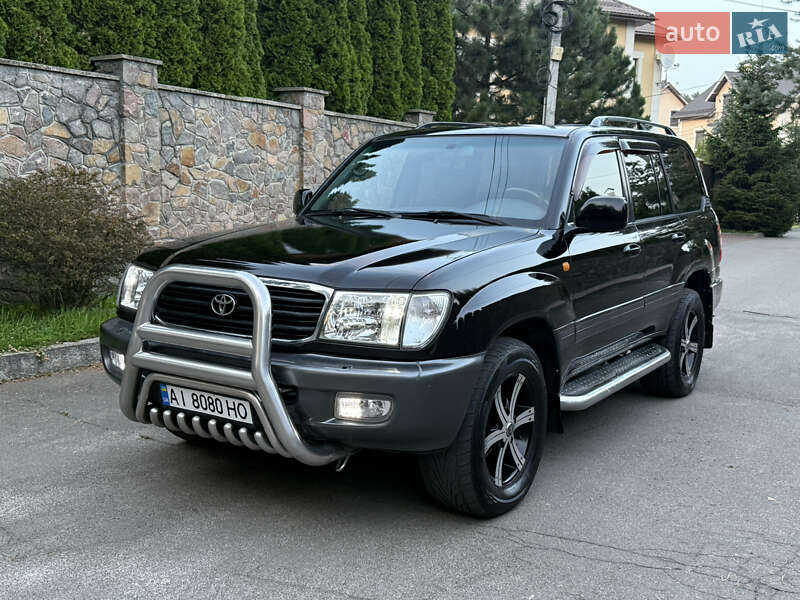 Позашляховик / Кросовер Toyota Land Cruiser 2001 в Броварах