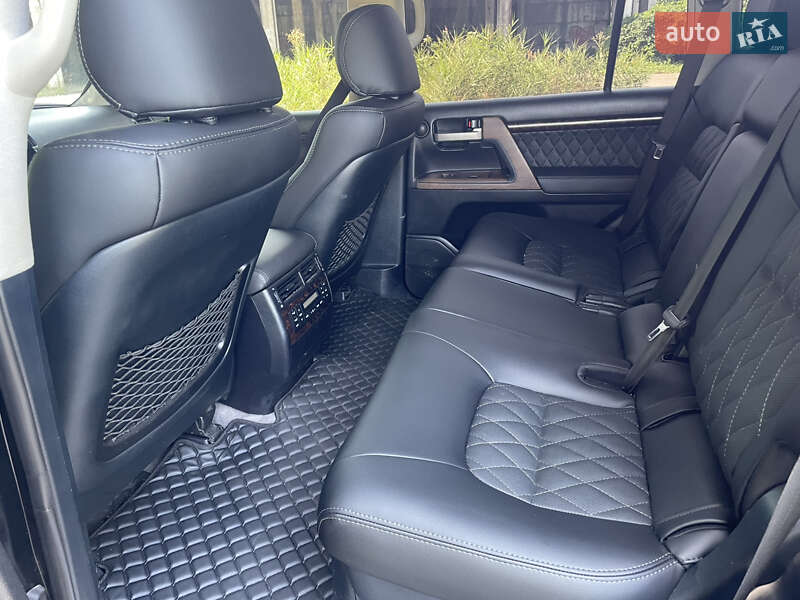 Позашляховик / Кросовер Toyota Land Cruiser 2011 в Лубнах фото 13 Позашляховик / Кросовер Toyota Land Cruiser 2011 в Лубнах