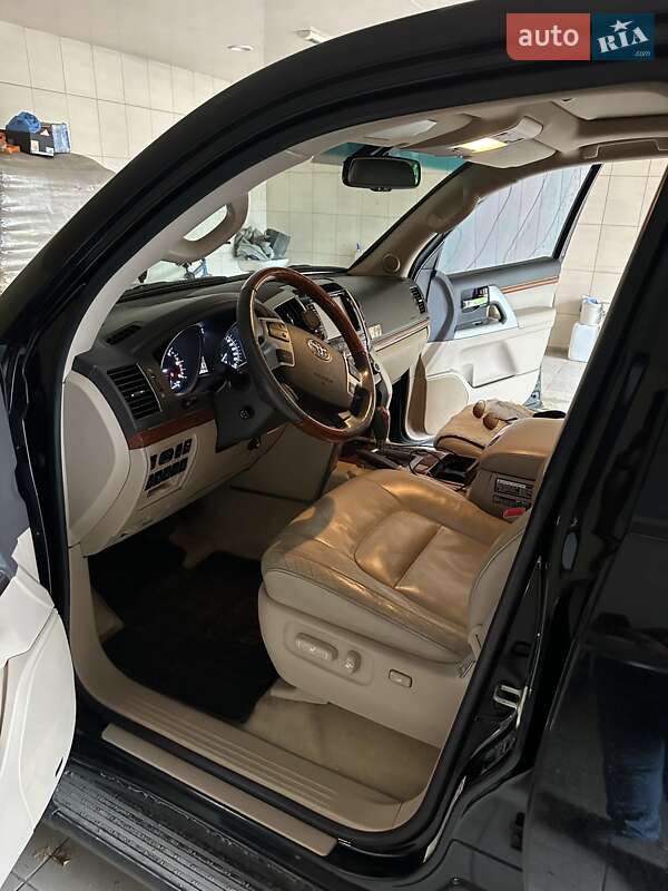 Внедорожник / Кроссовер Toyota Land Cruiser 2012 в Киеве