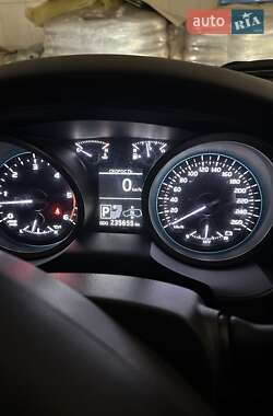 Внедорожник / Кроссовер Toyota Land Cruiser 2012 в Киеве