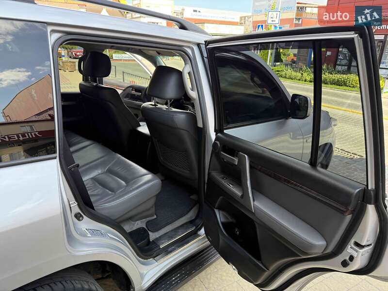 Внедорожник / Кроссовер Toyota Land Cruiser 2011 в Львове