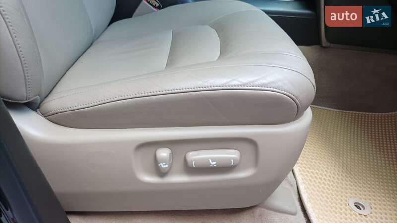 Позашляховик / Кросовер Toyota Land Cruiser 2008 в Вінниці