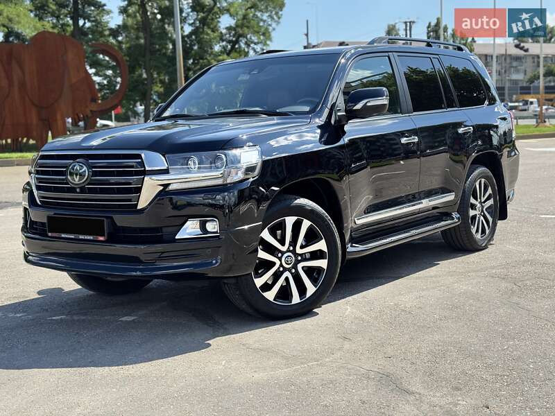 Toyota Land Cruiser 2018
