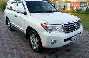 Внедорожник / Кроссовер Toyota Land Cruiser 2014 в Киеве