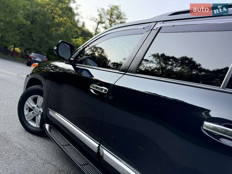 Позашляховик / Кросовер Toyota Land Cruiser 2014 в Трускавці фото 33 Позашляховик / Кросовер Toyota Land Cruiser 2014 в Трускавці