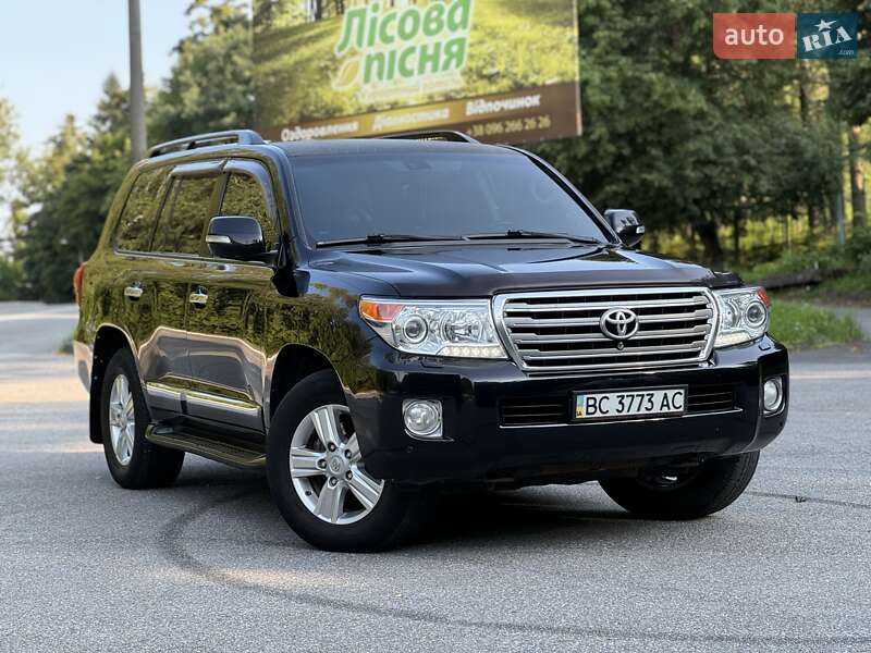 Позашляховик / Кросовер Toyota Land Cruiser 2014 в Трускавці фото 11 Позашляховик / Кросовер Toyota Land Cruiser 2014 в Трускавці