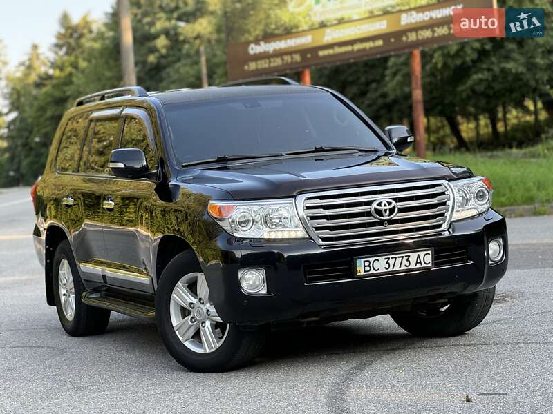 Позашляховик / Кросовер Toyota Land Cruiser 2014 в Трускавці фото 75 Позашляховик / Кросовер Toyota Land Cruiser 2014 в Трускавці
