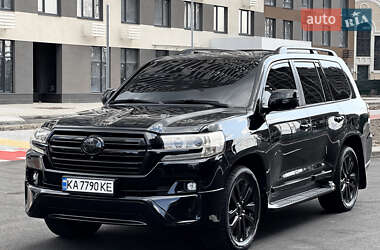 Позашляховик / Кросовер Toyota Land Cruiser 2016 в Києві