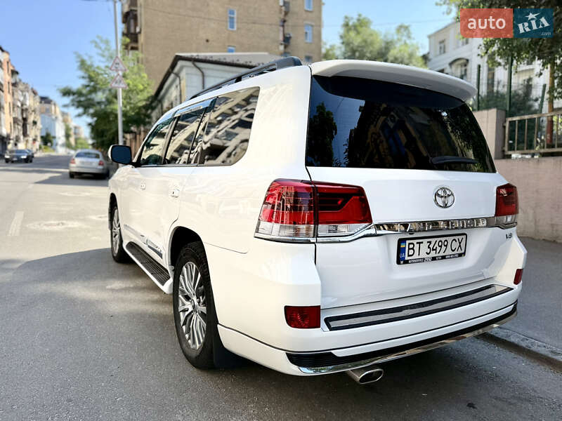 Внедорожник / Кроссовер Toyota Land Cruiser 2007 в Киеве