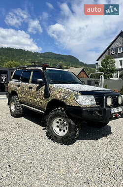 Внедорожник / Кроссовер Toyota Land Cruiser 1998 в Рахове