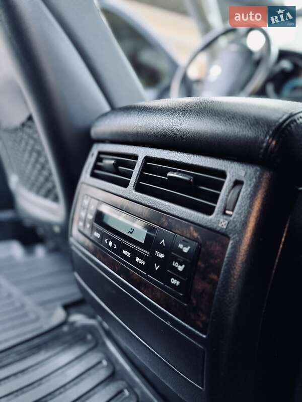 Внедорожник / Кроссовер Toyota Land Cruiser 2012 в Нижней Апше фото 12 Внедорожник / Кроссовер Toyota Land Cruiser 2012 в Нижней Апше