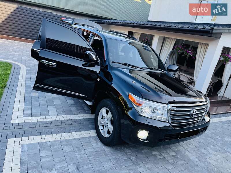 Внедорожник / Кроссовер Toyota Land Cruiser 2012 в Нижней Апше фото 24 Внедорожник / Кроссовер Toyota Land Cruiser 2012 в Нижней Апше