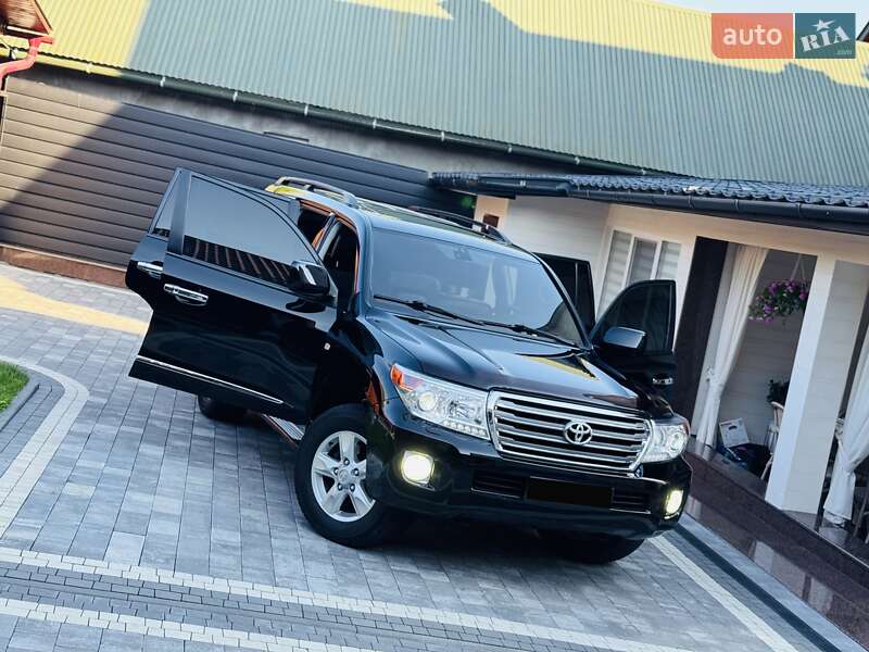 Внедорожник / Кроссовер Toyota Land Cruiser 2012 в Нижней Апше фото 58 Внедорожник / Кроссовер Toyota Land Cruiser 2012 в Нижней Апше
