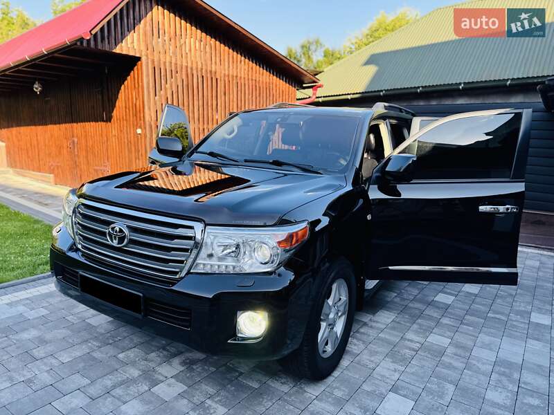 Внедорожник / Кроссовер Toyota Land Cruiser 2012 в Нижней Апше фото 63 Внедорожник / Кроссовер Toyota Land Cruiser 2012 в Нижней Апше