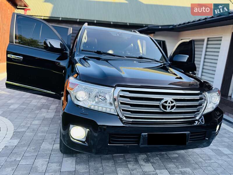 Внедорожник / Кроссовер Toyota Land Cruiser 2012 в Нижней Апше фото 18 Внедорожник / Кроссовер Toyota Land Cruiser 2012 в Нижней Апше