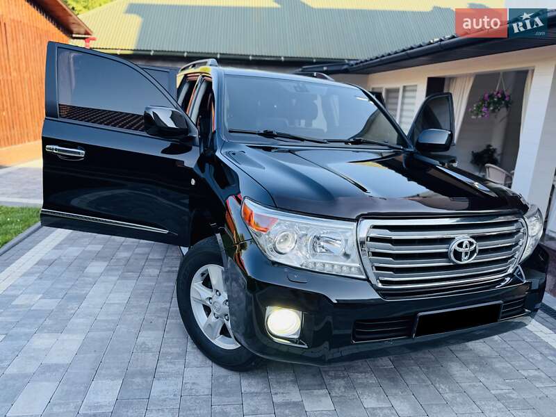 Внедорожник / Кроссовер Toyota Land Cruiser 2012 в Нижней Апше фото 108 Внедорожник / Кроссовер Toyota Land Cruiser 2012 в Нижней Апше