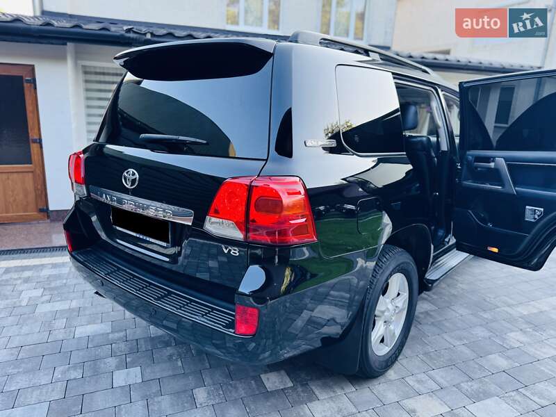 Внедорожник / Кроссовер Toyota Land Cruiser 2012 в Нижней Апше фото 133 Внедорожник / Кроссовер Toyota Land Cruiser 2012 в Нижней Апше