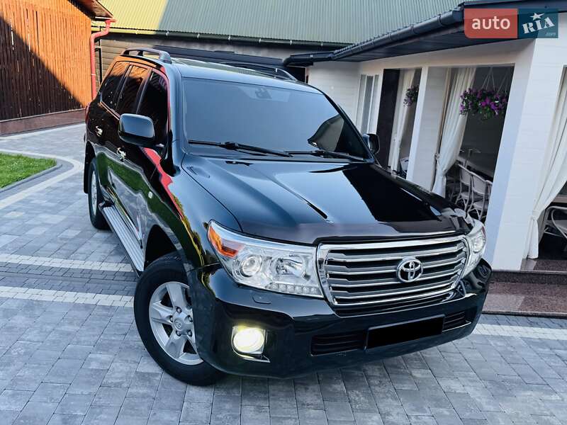 Внедорожник / Кроссовер Toyota Land Cruiser 2012 в Нижней Апше фото 139 Внедорожник / Кроссовер Toyota Land Cruiser 2012 в Нижней Апше