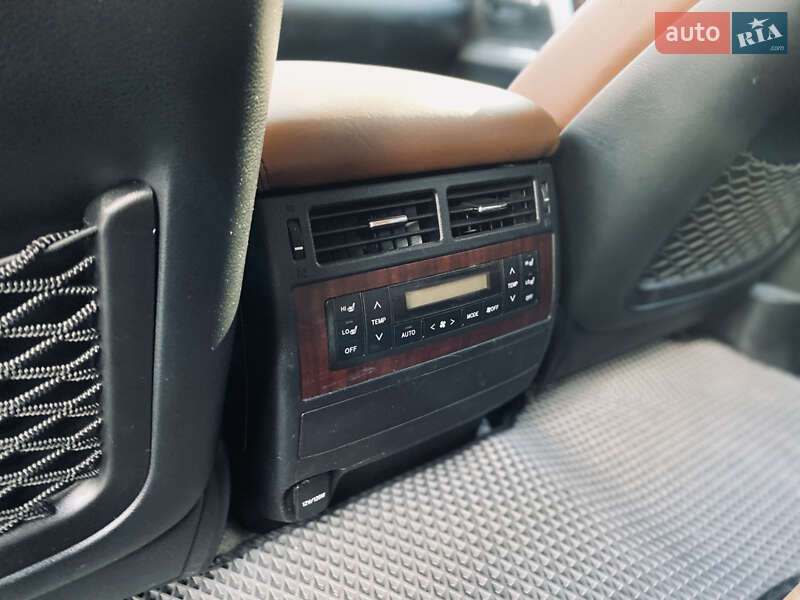 Внедорожник / Кроссовер Toyota Land Cruiser 2014 в Киеве