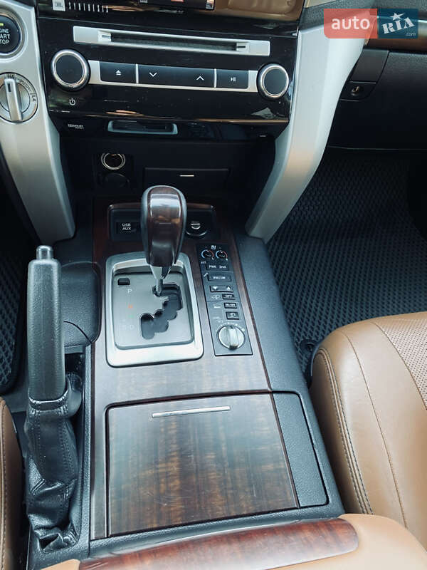 Внедорожник / Кроссовер Toyota Land Cruiser 2014 в Киеве