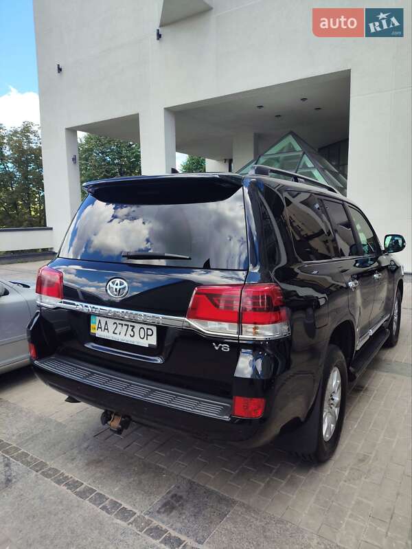 Позашляховик / Кросовер Toyota Land Cruiser 2016 в Києві фото 2 Позашляховик / Кросовер Toyota Land Cruiser 2016 в Києві