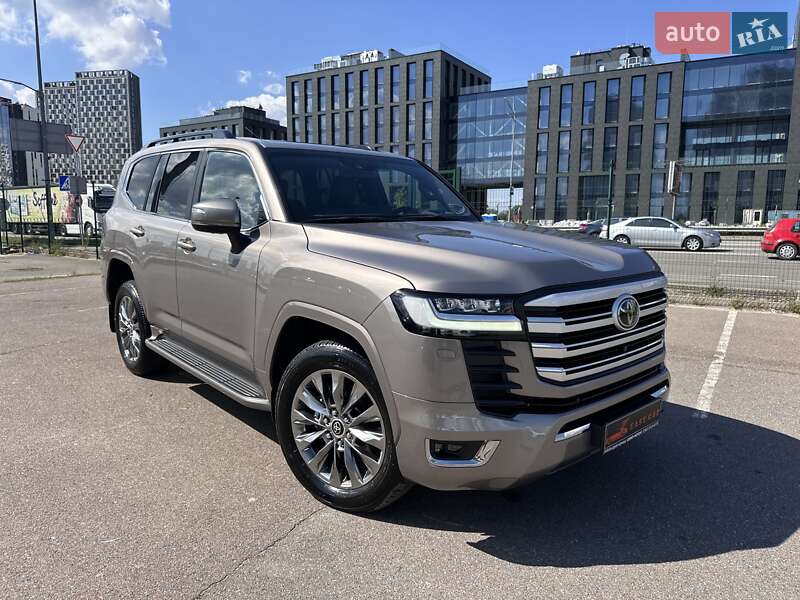 Toyota Land Cruiser 2023