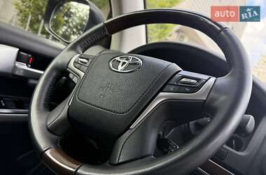 Внедорожник / Кроссовер Toyota Land Cruiser 2021 в Киеве