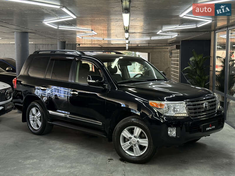 Toyota Land Cruiser 2014