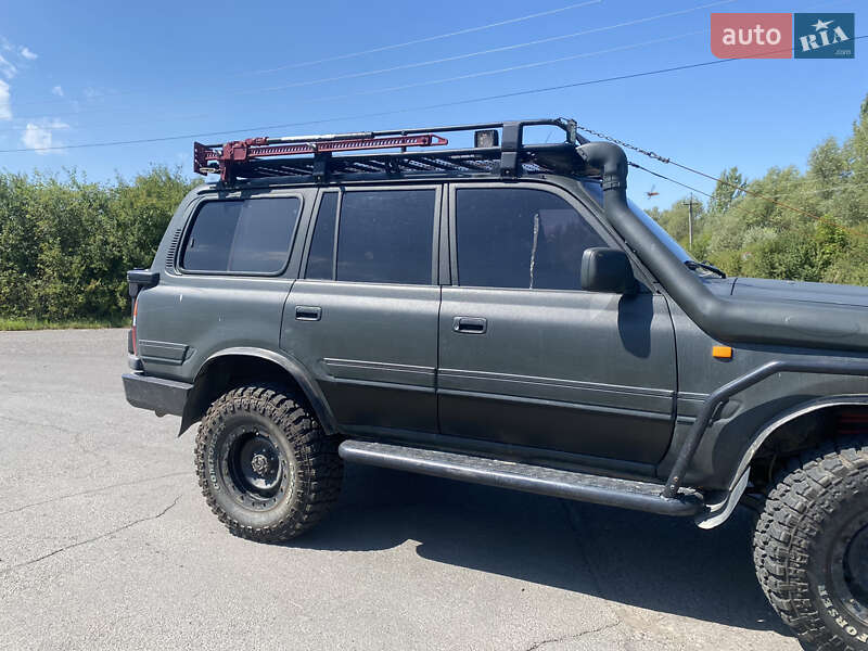 Внедорожник / Кроссовер Toyota Land Cruiser 1996 в Сваляве фото 12 Внедорожник / Кроссовер Toyota Land Cruiser 1996 в Сваляве