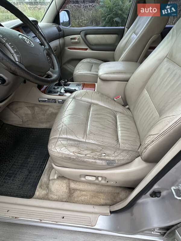 Внедорожник / Кроссовер Toyota Land Cruiser 2004 в Василькове