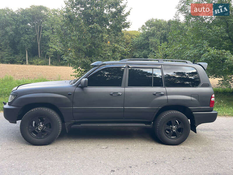 Внедорожник / Кроссовер Toyota Land Cruiser 2002 в Виннице