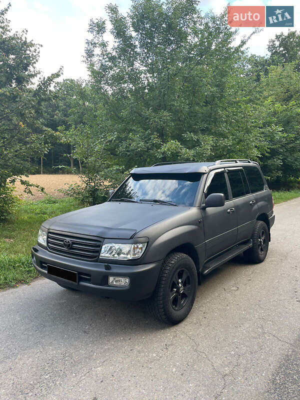 Внедорожник / Кроссовер Toyota Land Cruiser 2002 в Виннице