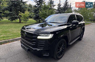 Внедорожник / Кроссовер Toyota Land Cruiser 2022 в Киеве