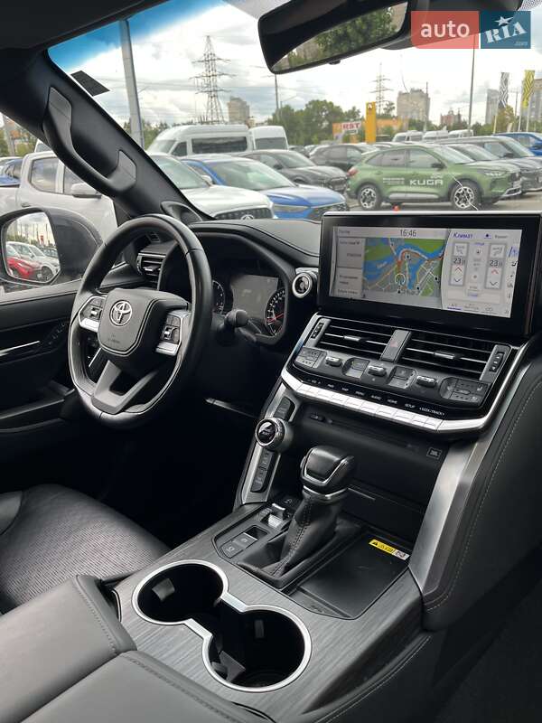 Внедорожник / Кроссовер Toyota Land Cruiser 2021 в Киеве